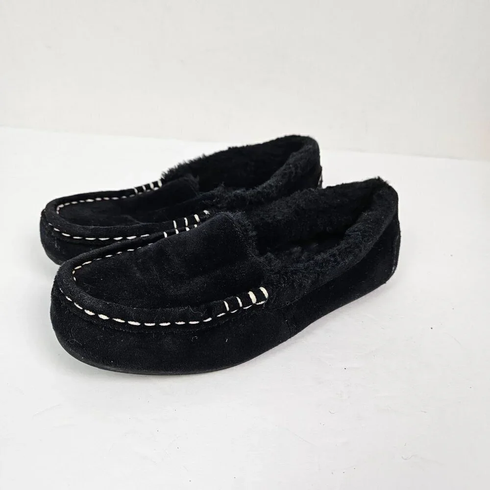 Koolaburra by UGG Youth Riley Shimmer Moccasin Slipper Black 1116742 2